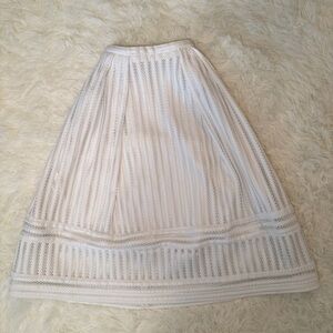 H&M White Lace A-Line Skirt